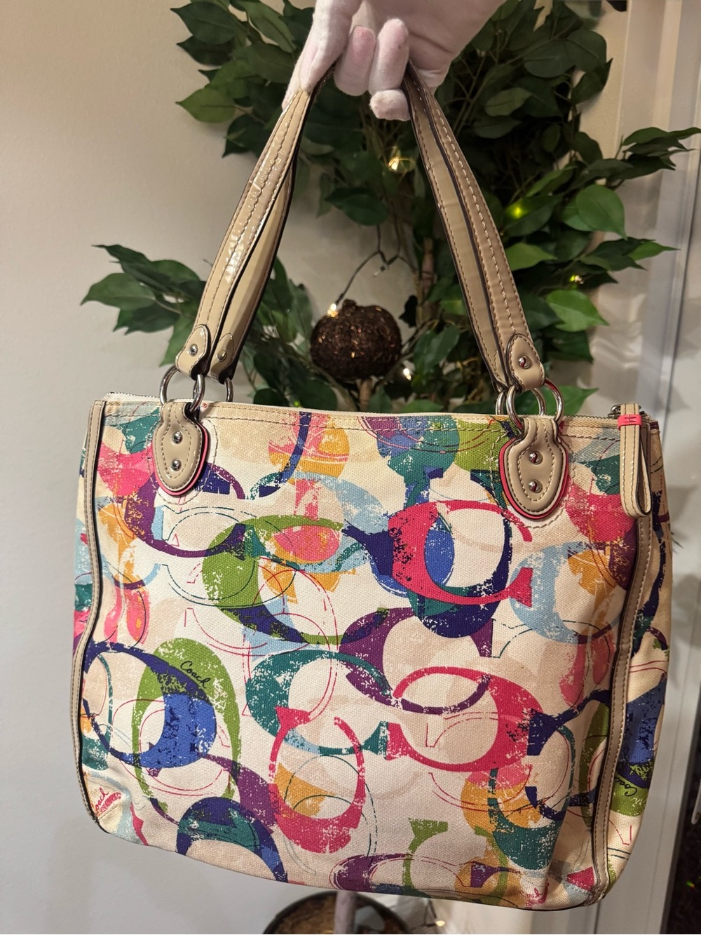 Coach Poppy Graffiti Signature Appliqué Glam tote - Picture 2 of 16